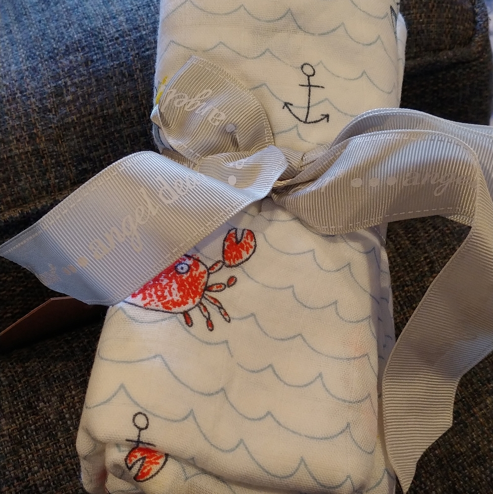 Angel Dear Swaddle - Crabby
